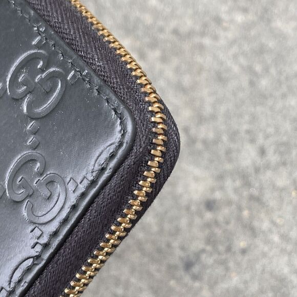 Gucci Black Monogram Leather Zip Wallet Interlocking GG Zipper Pull - Picture 7 of 14